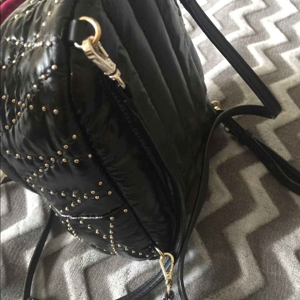 VS Mini Backpack - Picture 2 of 4